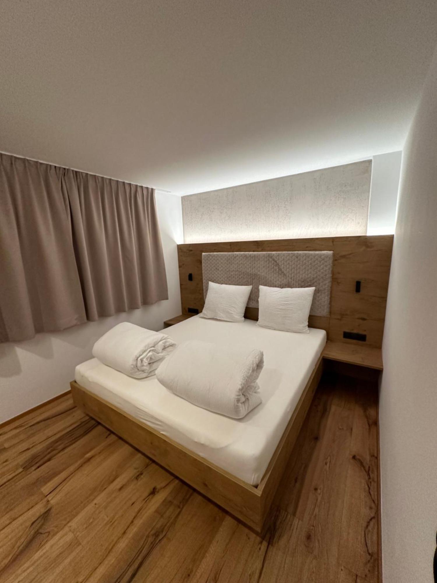 Ferienwohnung Krallinger ヴェンス エクステリア 写真