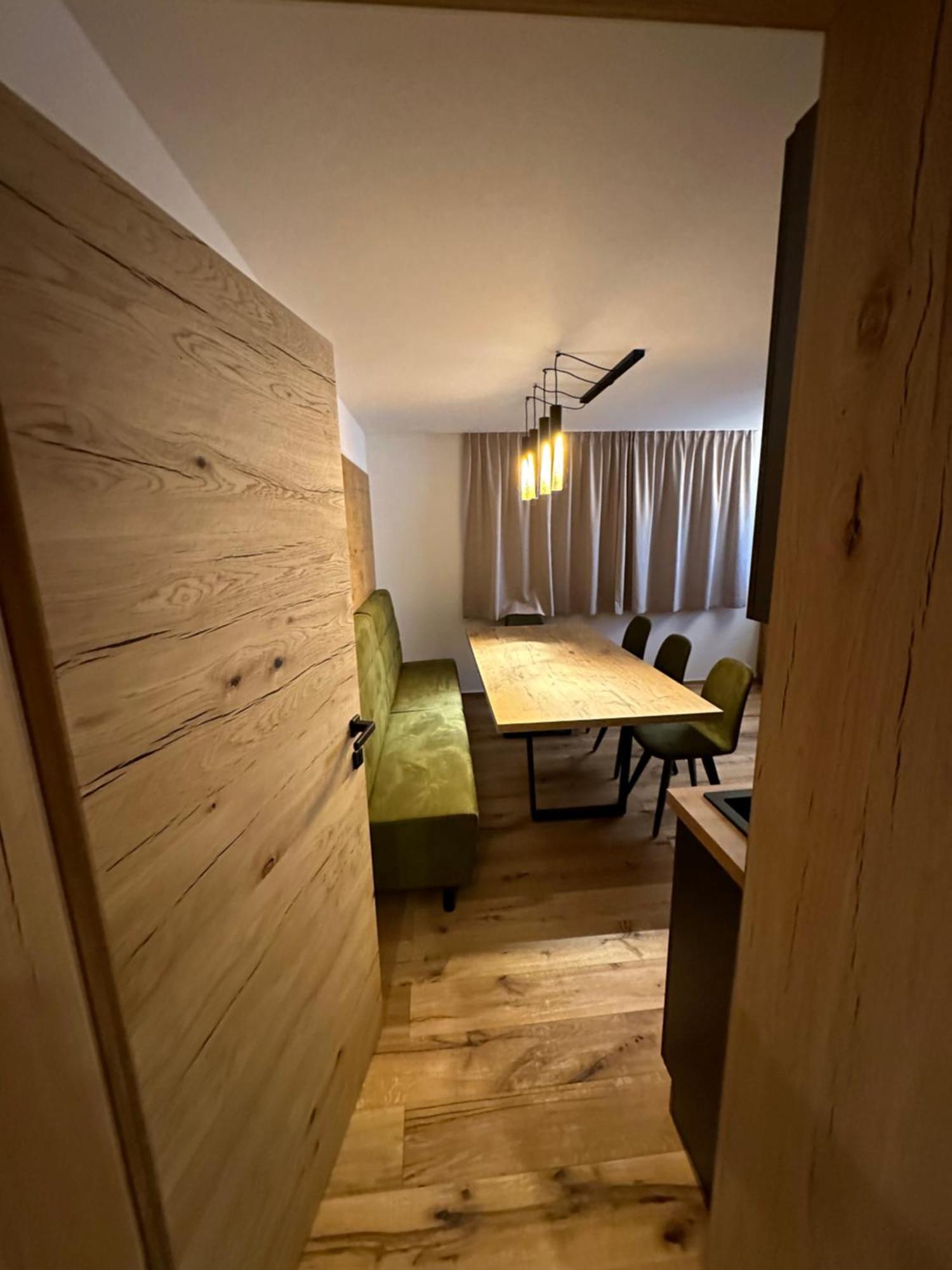 Ferienwohnung Krallinger ヴェンス エクステリア 写真
