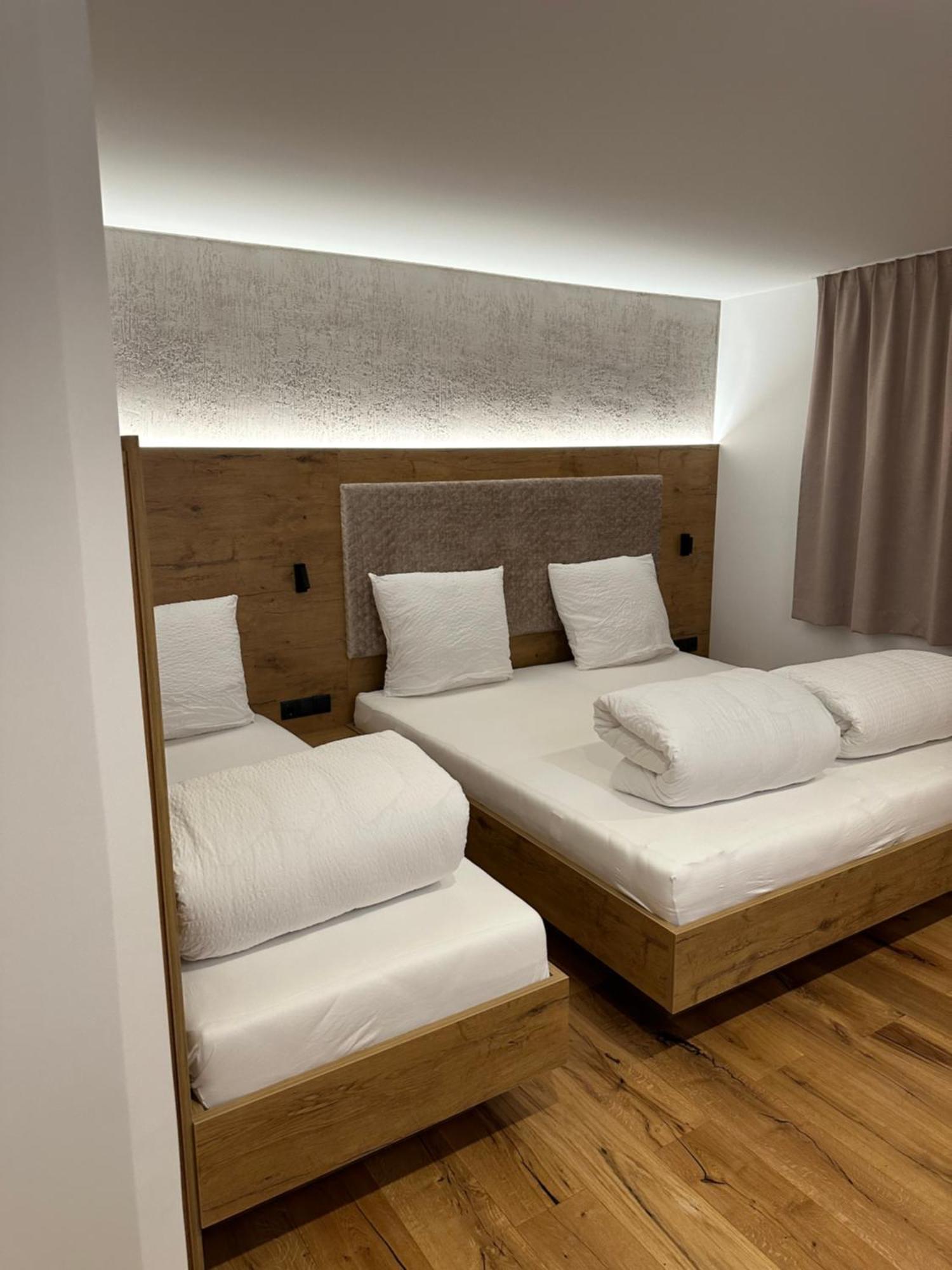 Ferienwohnung Krallinger ヴェンス エクステリア 写真