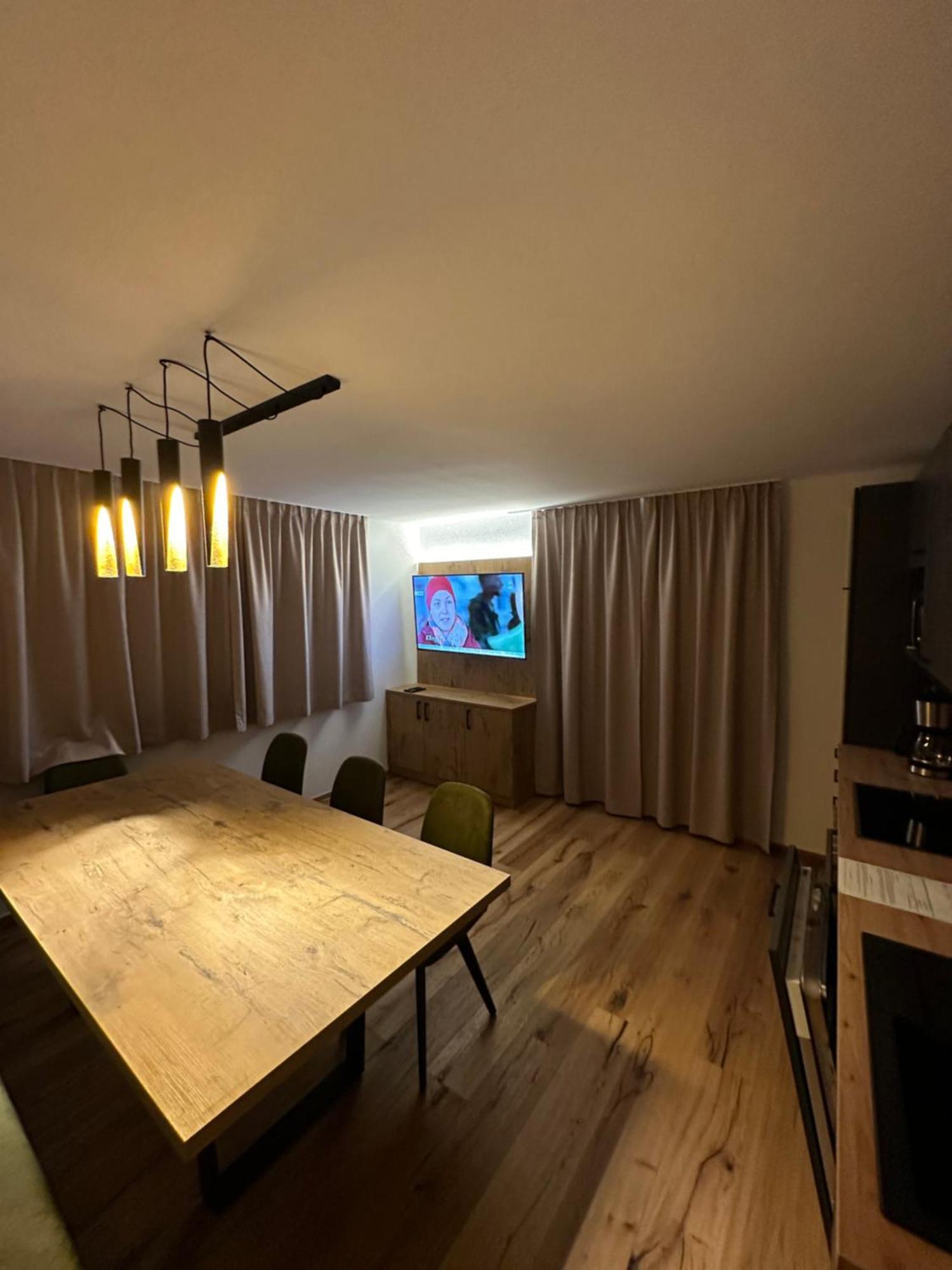 Ferienwohnung Krallinger ヴェンス エクステリア 写真